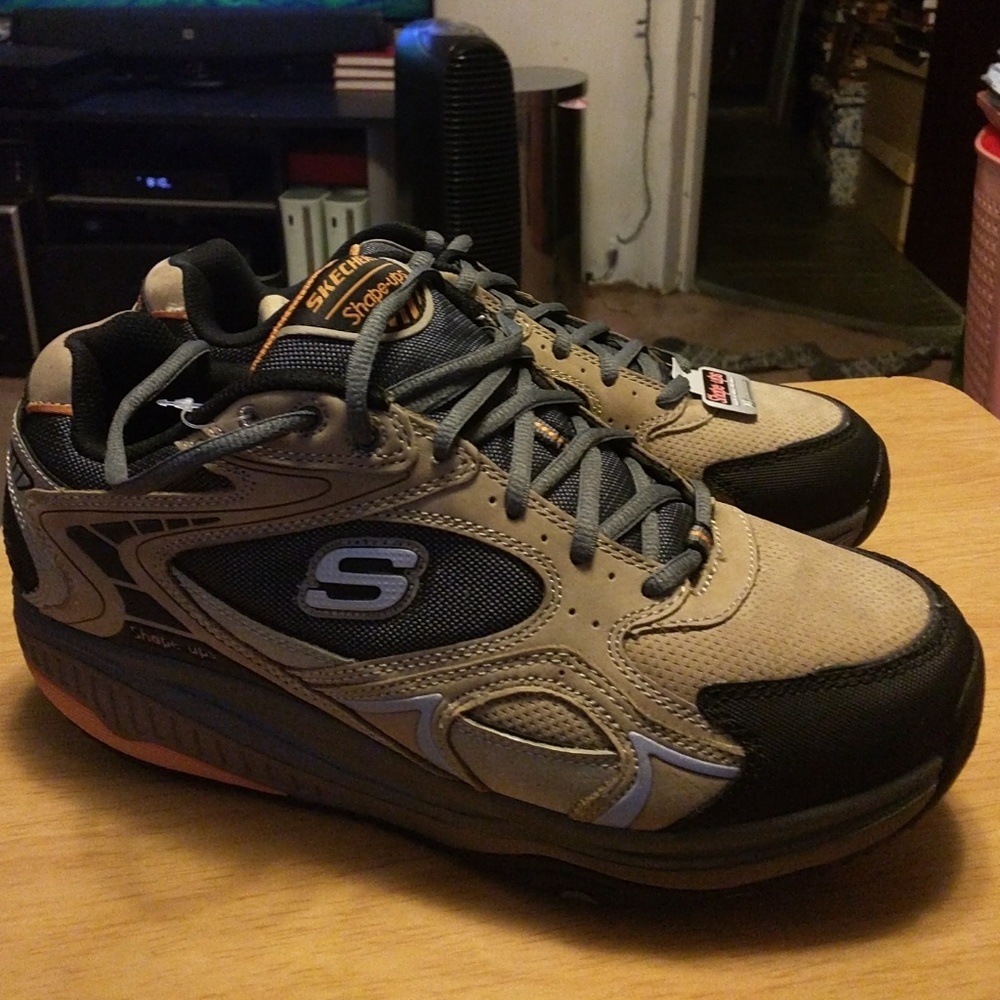 Sketchers shape ups