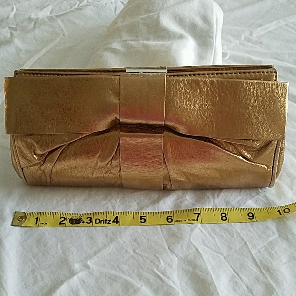 Clutch purse