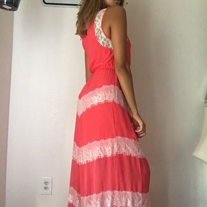 Loose Pink Summer Dress with Lace details