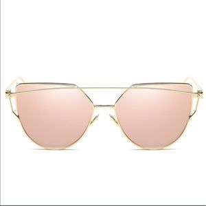 Beautiful sunglasses of summer (new)