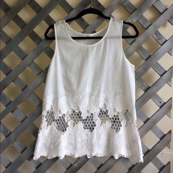 GANJI Tops - EXQUISITE WHITE TANK  RESERVED!!