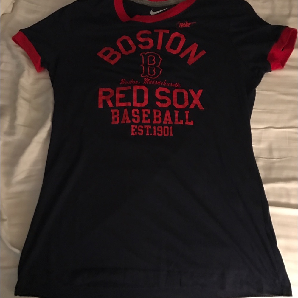 NWT slim fit Red Sox tee