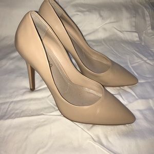 Almost New Charles by Charles David Nude Pumps