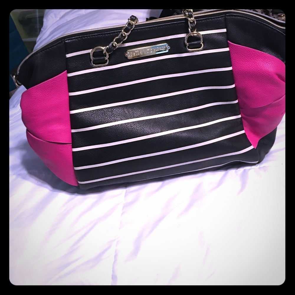 Betsy Johnson purse!!