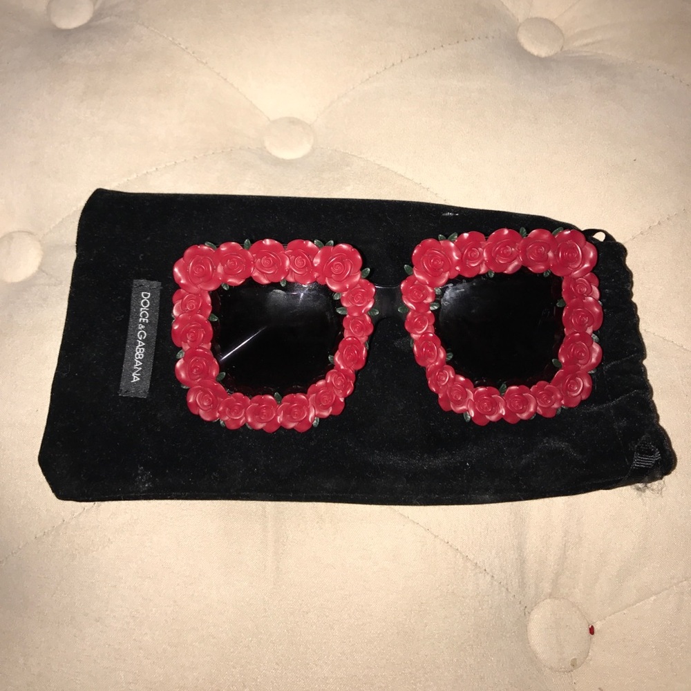Dolce and gabbana rose sunglasses! Original cases