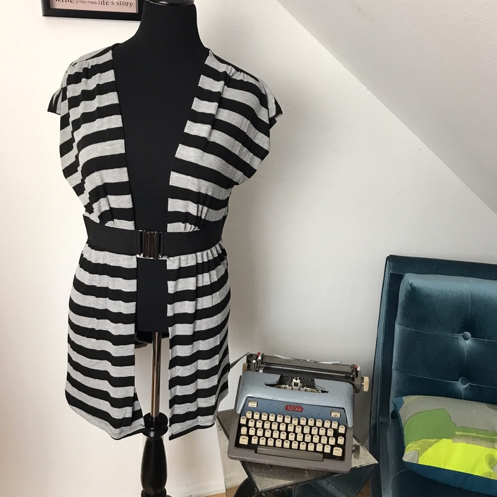 EUC Elastic belted waist tunic.
