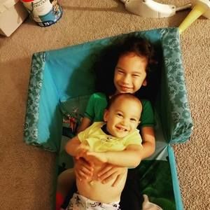 Meet your Posher, Alexis awapuhi