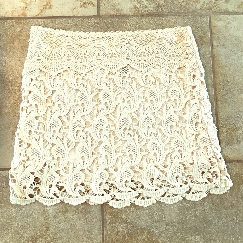 Anthropologie white skirt M