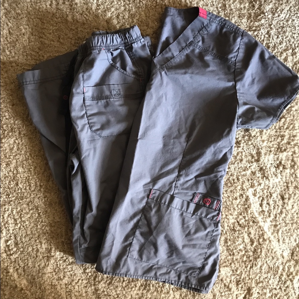 Women's Grey Medium Scrub Top/Bottom