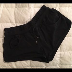 LuLuLemon Running Short