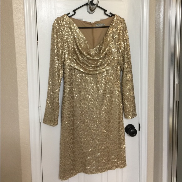 Eliza J Dresses & Skirts - EUC Size 6 Eliza J Glitter Sequin Dress Short Gown