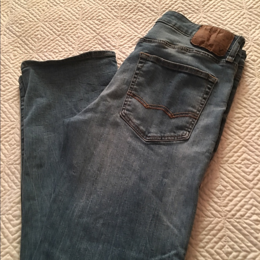 SOLD - AE Extreme Flex Men's Jeans