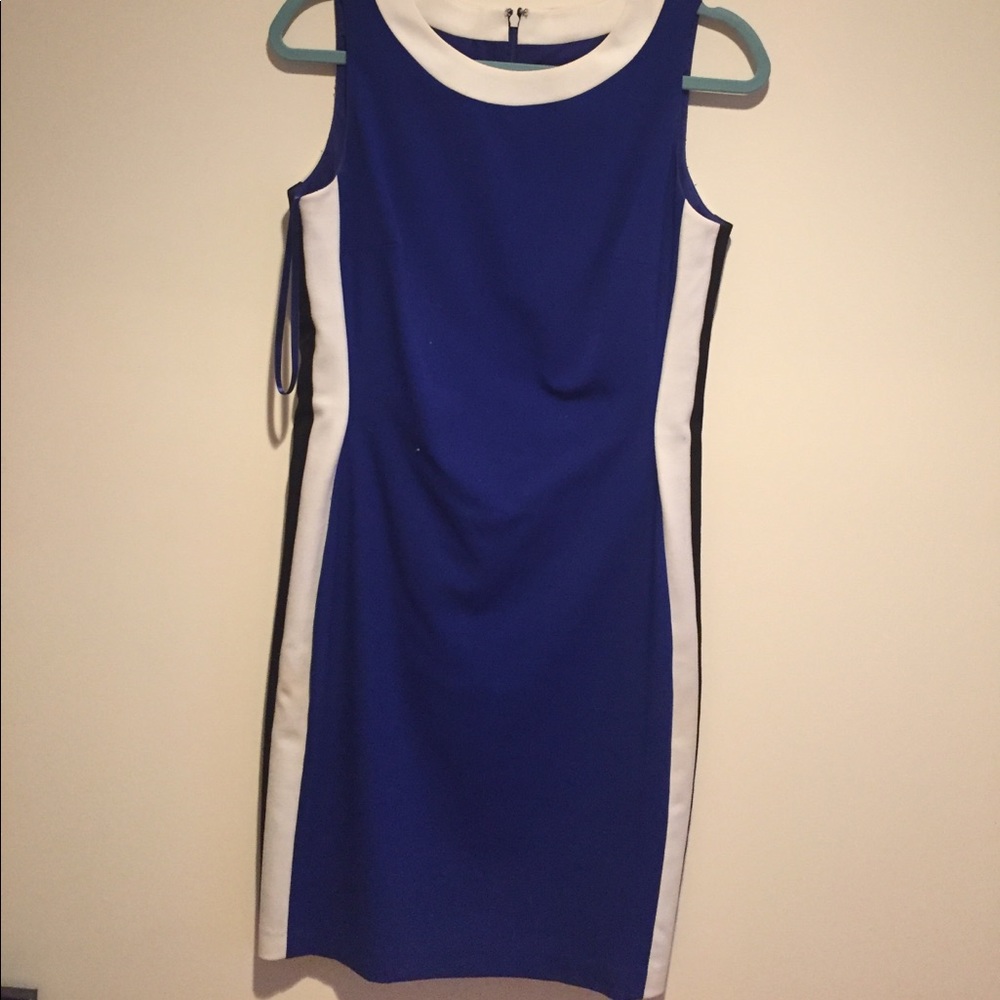 Sleeveless multicolored dress