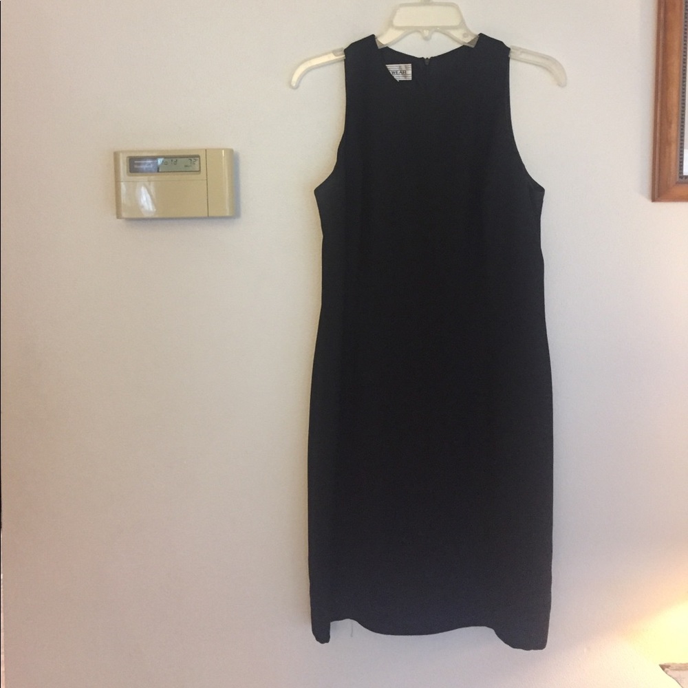 Black jones wear dress