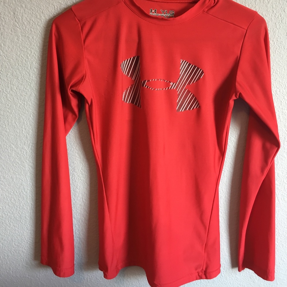red under armor compression shirt