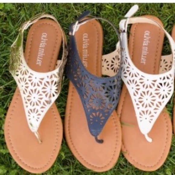 Boutique Shoes - Gold Sandals