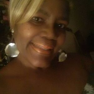 Meet your Posher, Gay