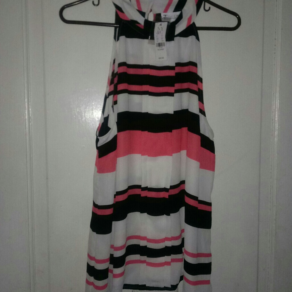 New York and Co. stylish sleeveless halter top
