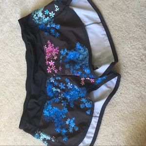 Lulu shorts