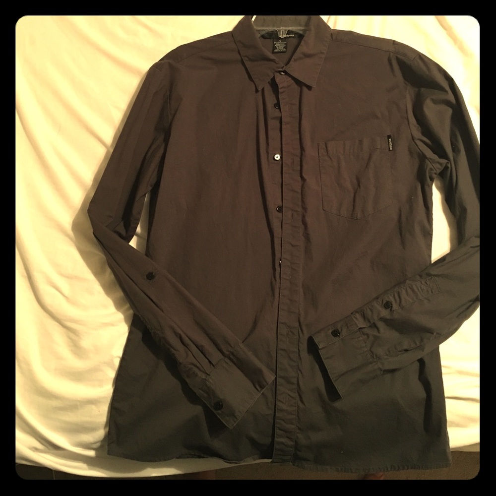 Ambiguous long sleeve shirt