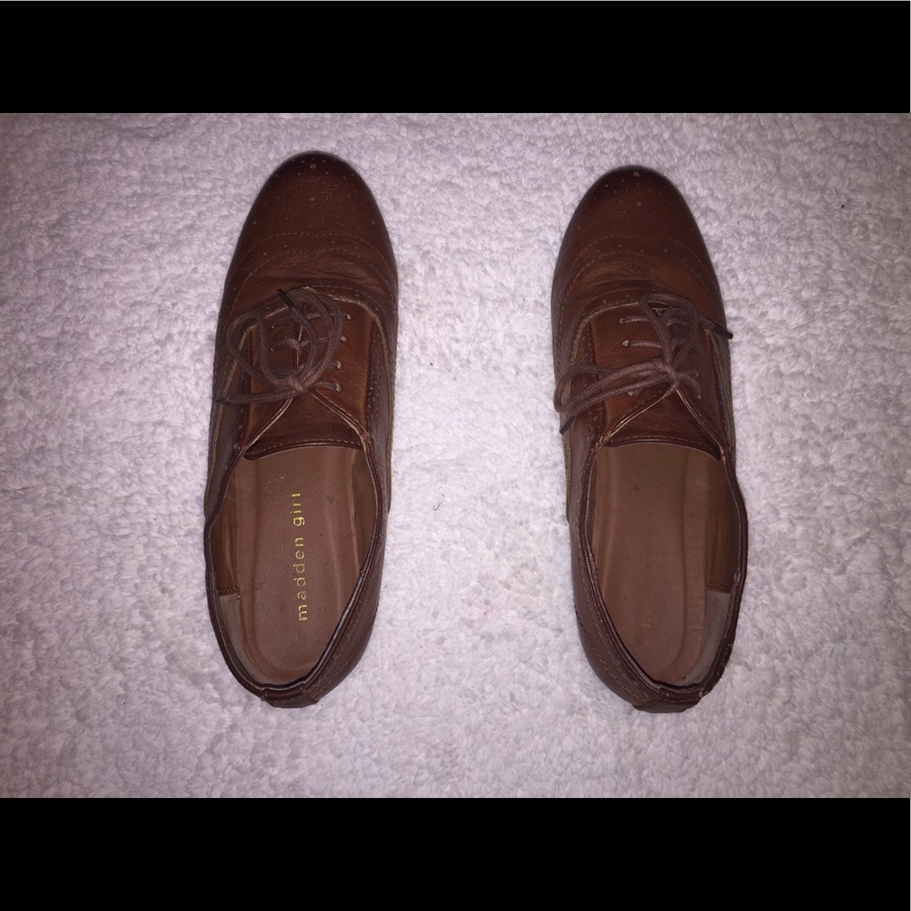 Brown Steve Madden oxfords