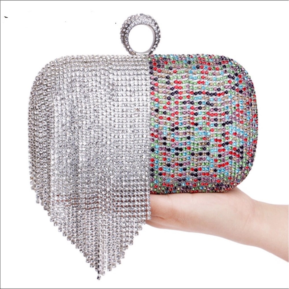 🎉Just In🎉Simulated Diamond Studded Tassel Clutch