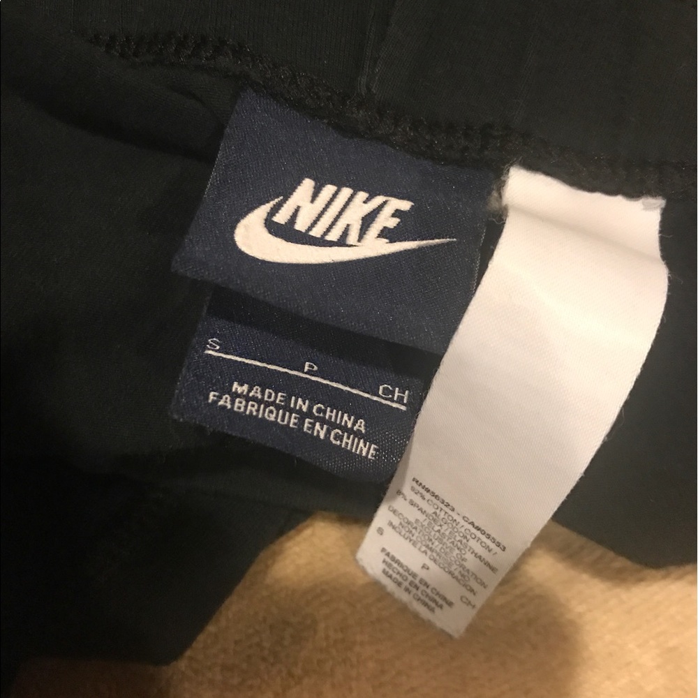 Nike Logo Legging - Picture 3 of 5