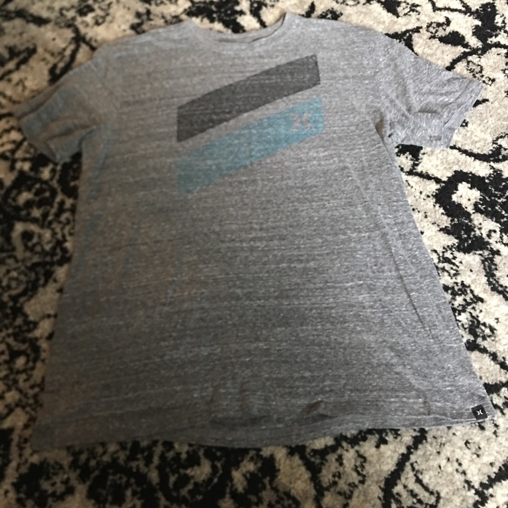 Light grey men's Hurley Tshirt
