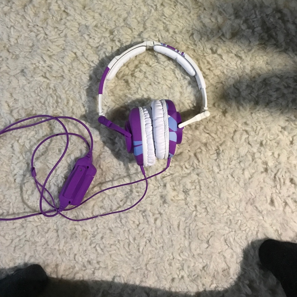 Skull candy headphones