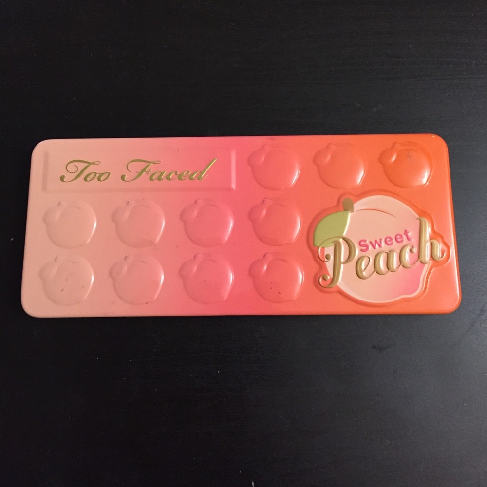 Too faced peach palette
