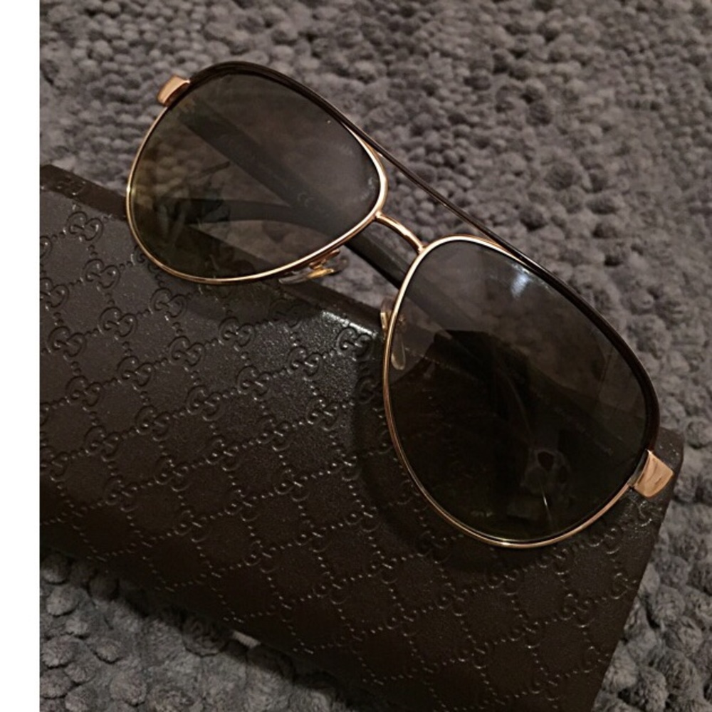 Authentic Gucci Aviator Sunglasses