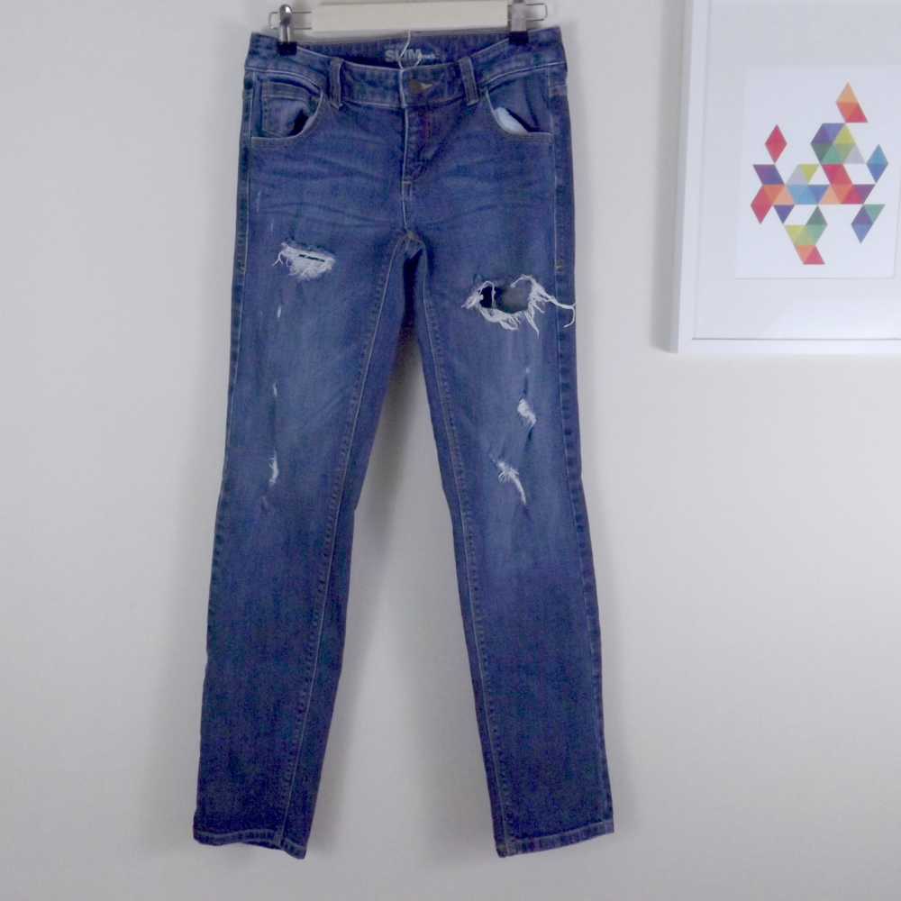 New York & Company Low Rise Slim Slouch Leg Jeans