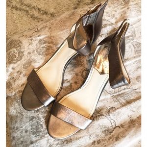 Size 9 Vince Camuto heels