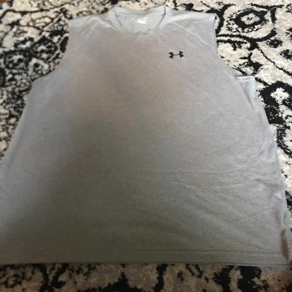 Under armour sleeveless shirt
