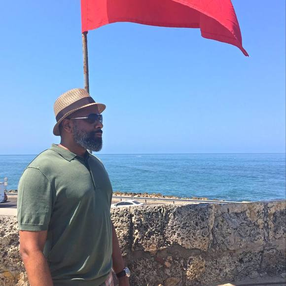 Meet your Posher, Chris - Picture 1 of 1