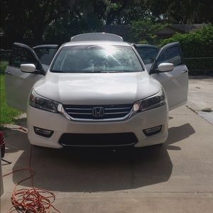 Meet your Posher, Vu