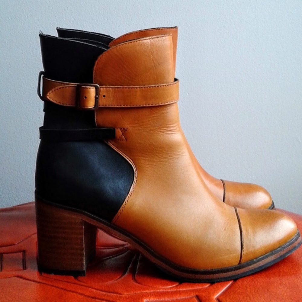 Distressed Color-block Leather Boots - Picture 2 of 8