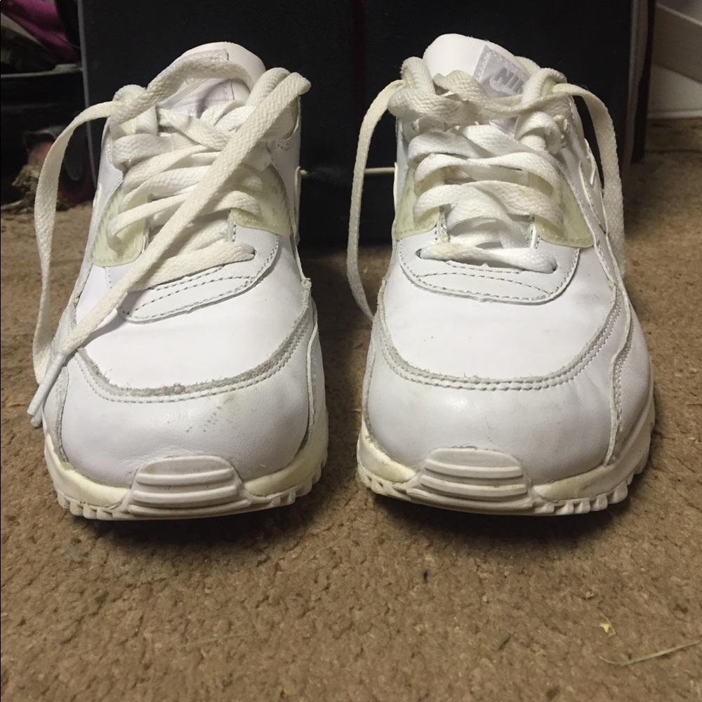 Nike air maxes