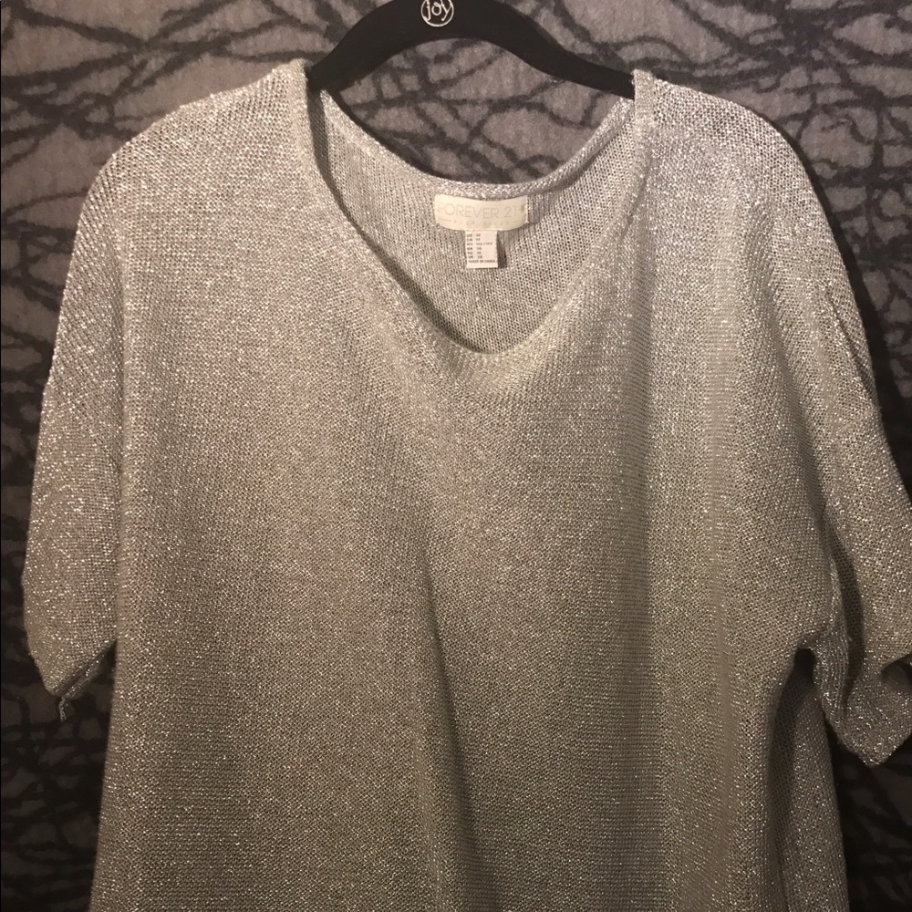 🔥Forever 21 Metallic Shirt • Lucky 7s Sale •
