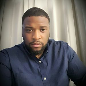 Meet your Posher, Devonte