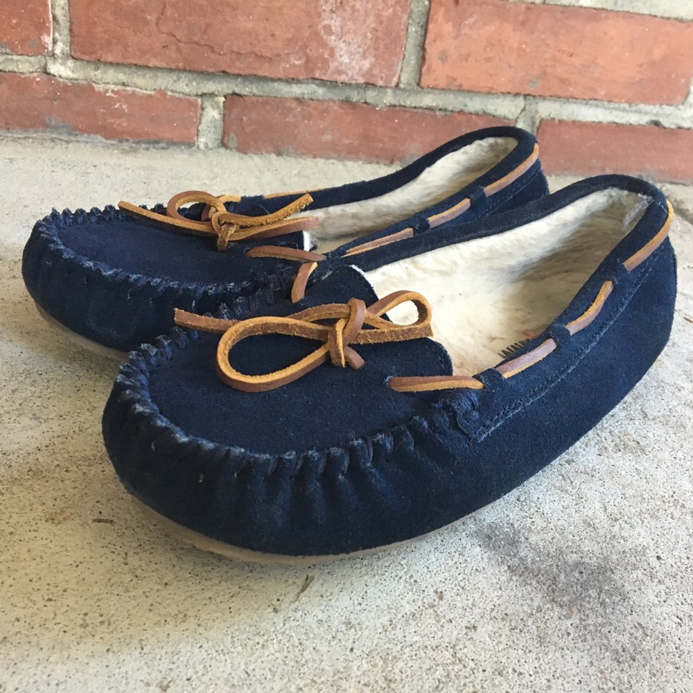 🌴SUMMER SALE☀️ Like new Minnetonka moccasins