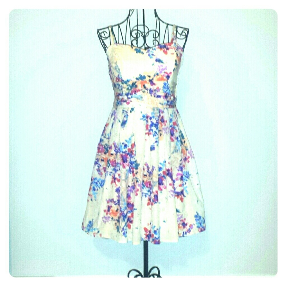 Retro rockabilly floral dress