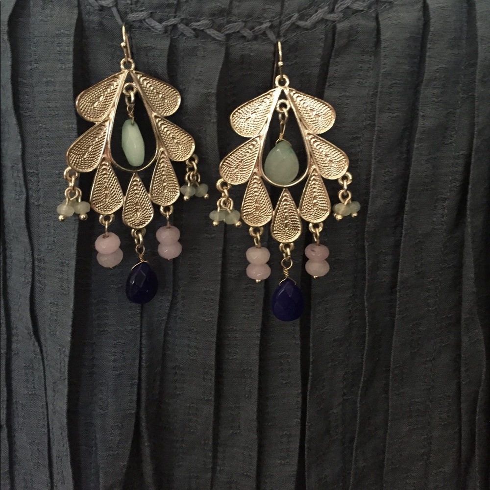 Earrings Dangle gold with bead accents