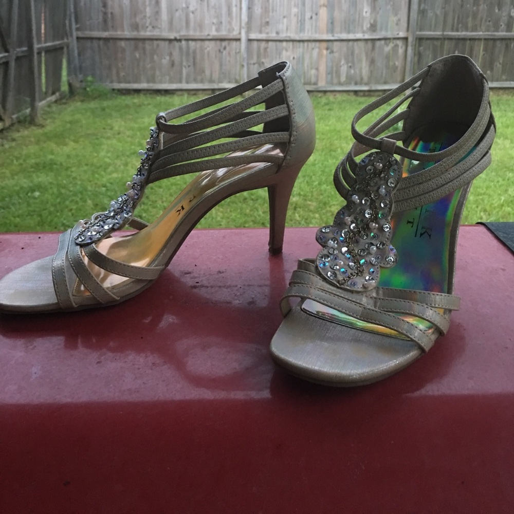 Shiny Nude Heels!
