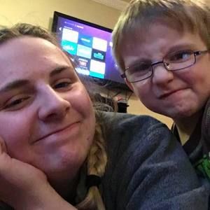 Meet your Posher, Layla