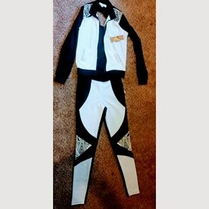 Nicki Minaj track suit