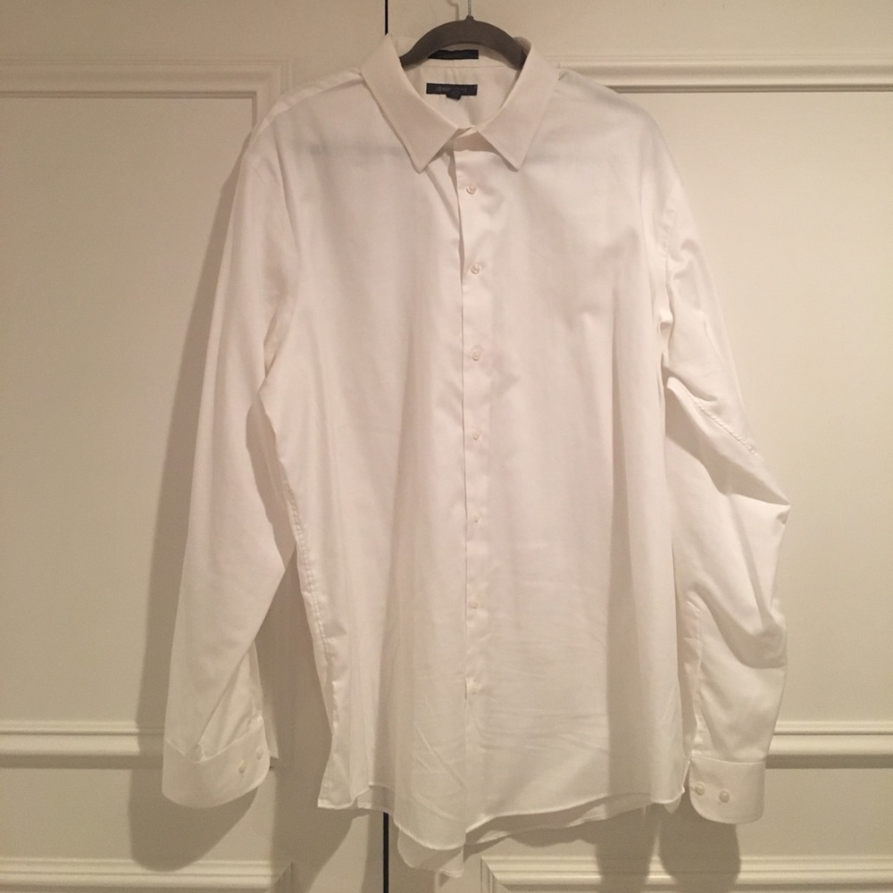 Non-iron white dress shirt. Like new!
