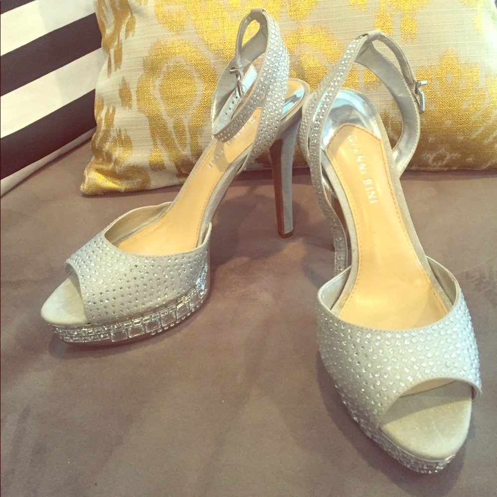 Size 10 Silver Bling Heels