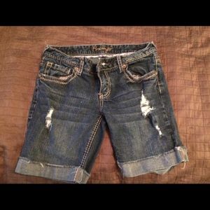 Size 5 jean capris from bells
