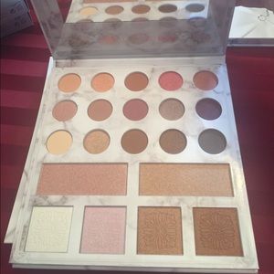 Brand New Carli Bybel Delux Edition